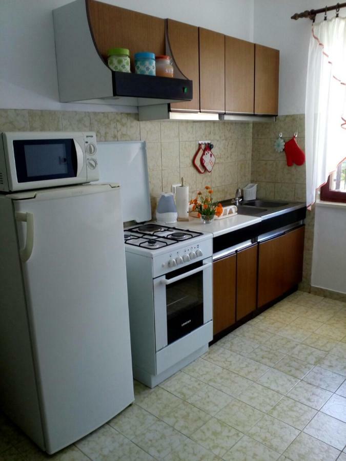 Apartman Knapic Koromačno Exterior foto